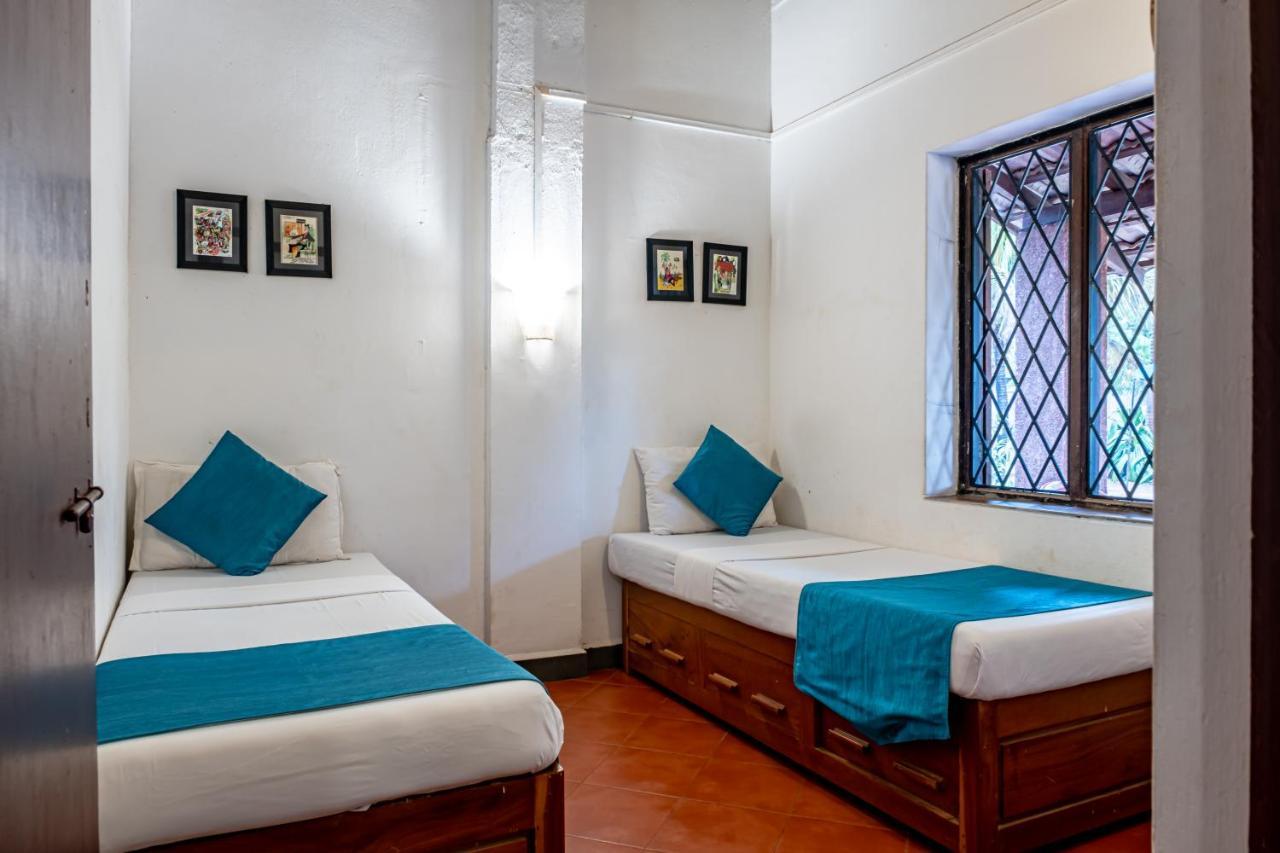 O Camarao Hotel Калангуте Екстериор снимка