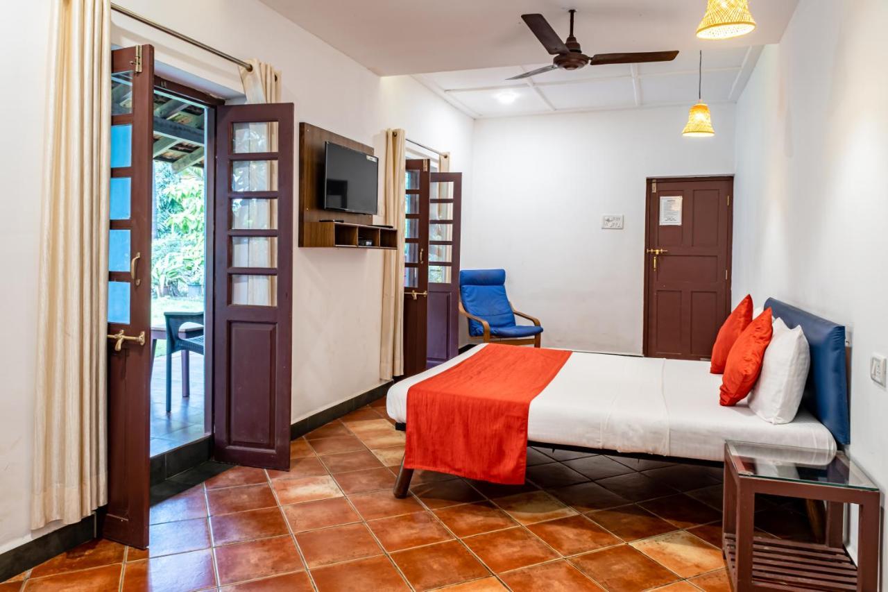 O Camarao Hotel Калангуте Екстериор снимка