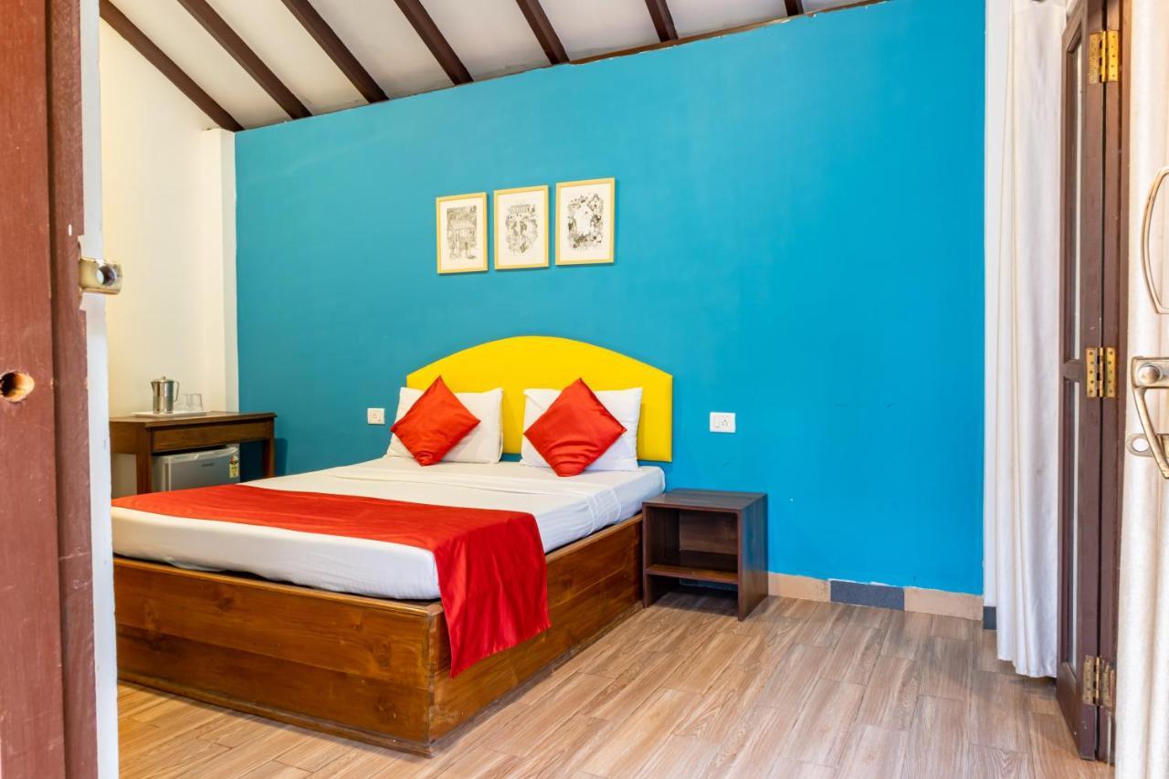 O Camarao Hotel Калангуте Екстериор снимка